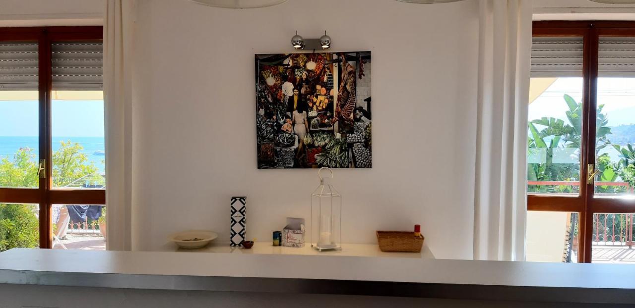 White Lotus Apartment Таормина Экстерьер фото
